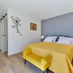 House Kate Donji Lepuri