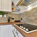 House Kate Vikendica *