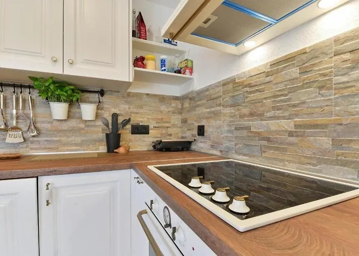 House Kate Nyaraló *