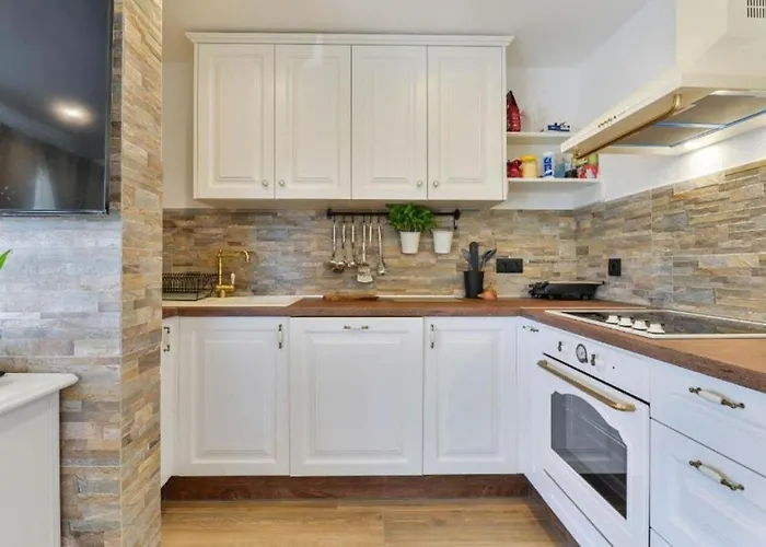 House Kate Donji Lepuri