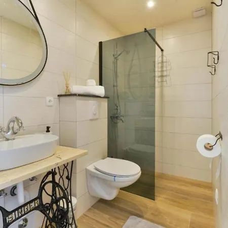 Zora - Modern Rustic * Donji Lepuri