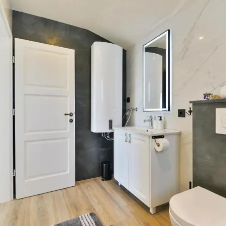 House Kate * Donji Lepuri